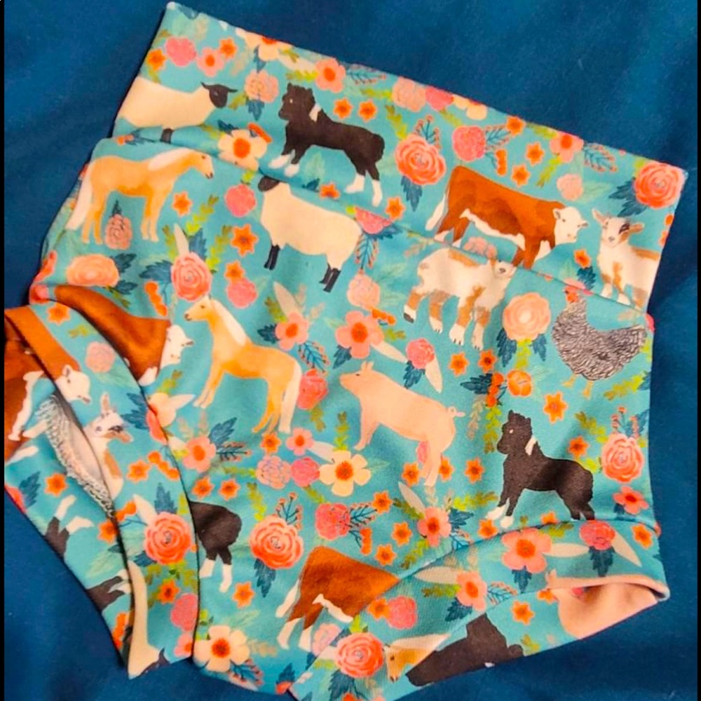 Farm animal baby bummies